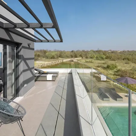 Luxury Infinity By Istrabook Villa *