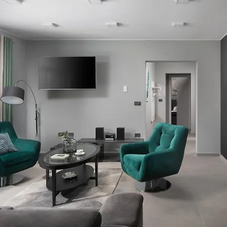 Villa Luxury Infinity By Istrabook