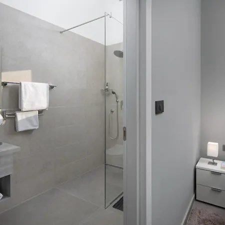 Luxury Infinity By Istrabook Villa