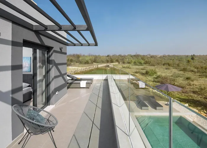 Luxury Infinity By Istrabook Villa *